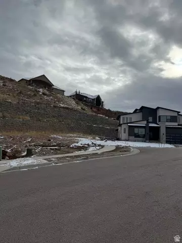 951 S Winter Ln #209, North Salt Lake, UT 84054
