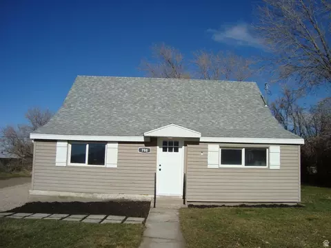 798 W Vine St, Tooele, UT 84074