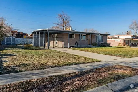 5068 S Cheerful Dr W, Taylorsville, UT 84123