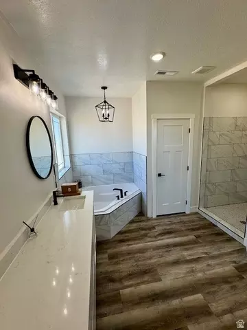 Bath - 157 E 500 S, Fillmore, UT 84631 photo 1 of 4