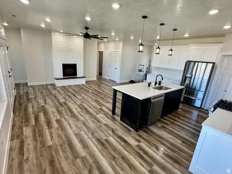 Living - 157 E 500 S, Fillmore, UT 84631 photo 1 of 1