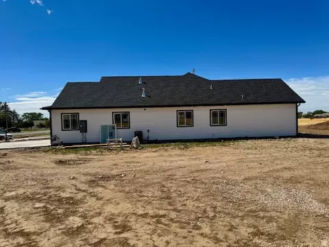 Exterior - 157 E 500 S, Fillmore, UT 84631 photo 4 of 5