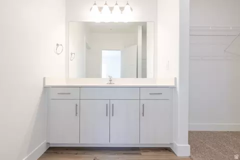 Bath - 675 W 4500 S #P204, Mapleton, UT 84664 photo 2 of 2