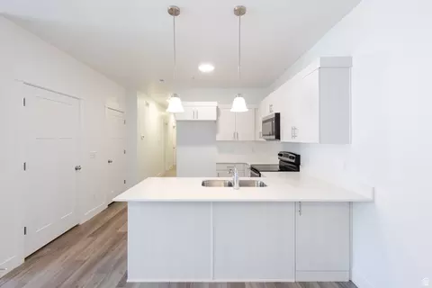 Kitchen - 675 W 4500 S #P204, Mapleton, UT 84664 photo 3 of 3