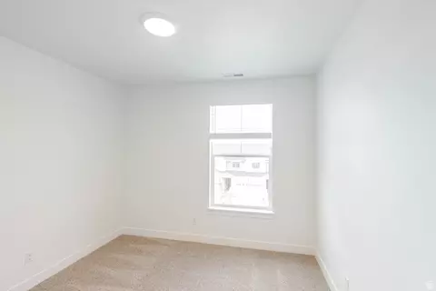 Bedroom - 675 W 4500 S #P301, Mapleton, UT 84664 photo 1 of 3