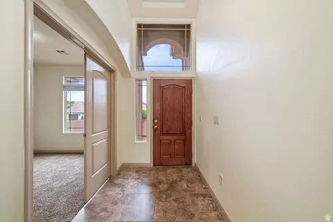 922 E Silver Shadows Dr S, Washington, UT 84780 photo 3