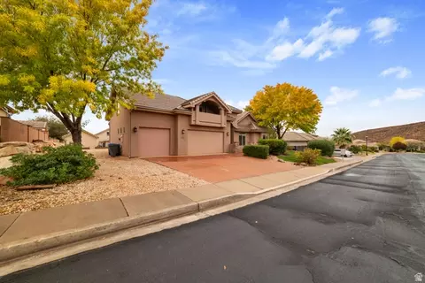 922 E Silver Shadows Dr S, Washington, UT 84780