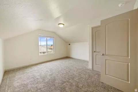 922 E Silver Shadows Dr S, Washington, UT 84780 photo 23