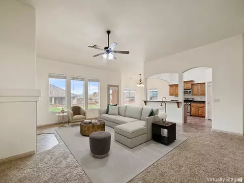 922 E Silver Shadows Dr S, Washington, UT 84780 photo 5