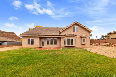 922 E Silver Shadows Dr S, Washington, UT 84780 photo 27