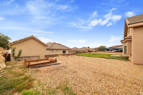 922 E Silver Shadows Dr S, Washington, UT 84780 photo 29
