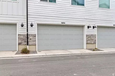 Exterior - 3894 N Cougar Ln, Eagle Mountain, UT 84005 photo 5 of 5