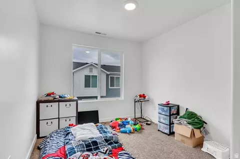 Bedroom - 3894 N Cougar Ln, Eagle Mountain, UT 84005 photo 3 of 3