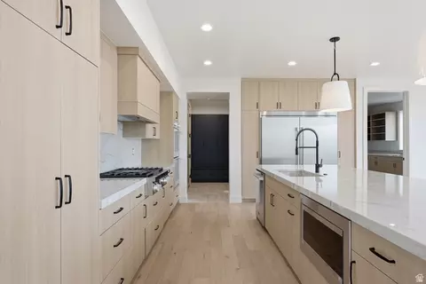 1371 N 330 E #8, Orem, UT 84057