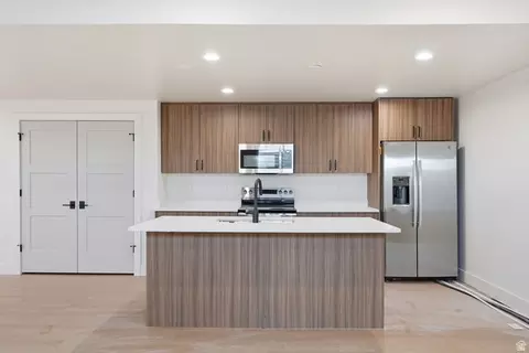 Kitchen - 1371 N 330 E #8, Orem, UT 84057 photo 3 of 3