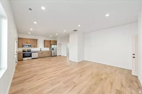 Living - 1491 E Centarurus Way #86, Washington, UT 84780 photo 3 of 3