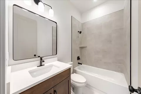 Bath - 1491 E Centarurus Way #86, Washington, UT 84780 photo 2 of 3