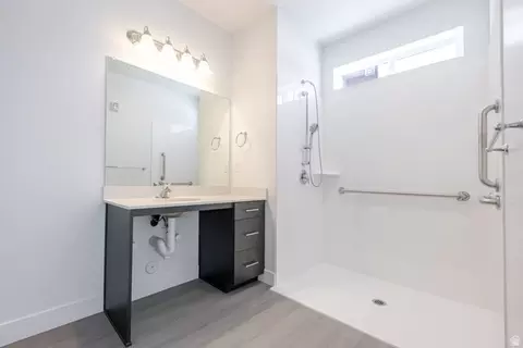 Bath - 4664 S 680 W #S102, Mapleton, UT 84664 photo 2 of 2