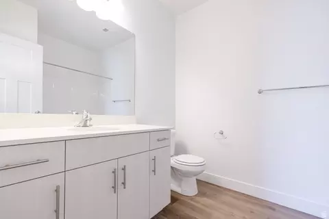 Bath - 4664 S 680 W #S201, Mapleton, UT 84664 photo 1 of 2