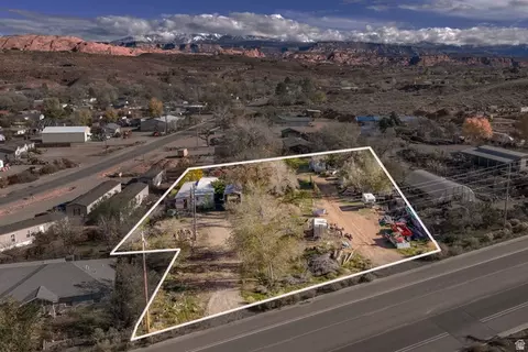 View/Area - 1431 S Mill Creek Dr, Moab, UT 84532 photo 1 of 7