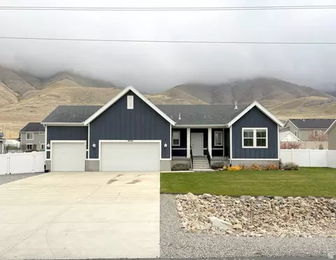 8626 N Lakeshore Dr, Lake Point, UT 84074