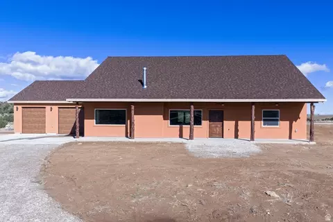429 E Pioneer Bnd, Monticello, UT 84535