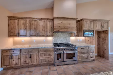 Kitchen - 429 E Pioneer Bnd, Monticello, UT 84535 photo 3 of 3
