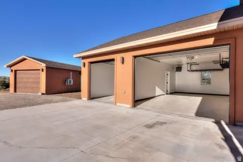 Other - 429 E Pioneer Bnd, Monticello, UT 84535 photo 12 of 13