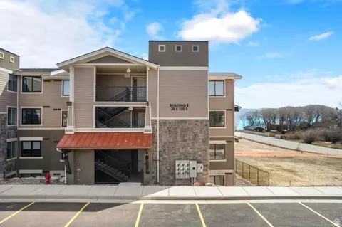 35 E 150 S #E201, Garden City, UT 84028
