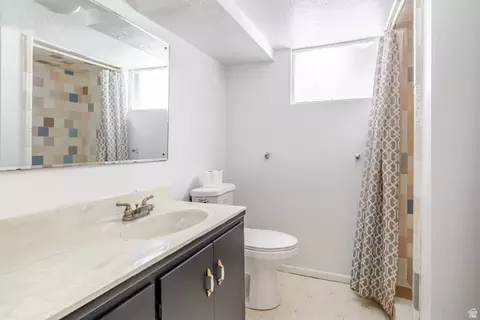 Bath - 7040 W 600 N, Mendon, UT 84325 photo 3 of 3