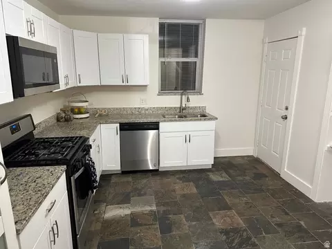 Kitchen - 275 33rd St, Ogden, UT 84401 photo 2 of 4