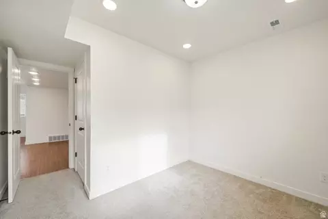Bedroom - 70 E Weekes Way, Clearfield, UT 84015 photo 4 of 5