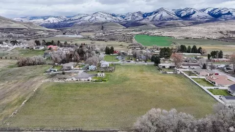 145 N 300 E, Franklin, ID 83237 photo 4