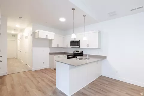 Kitchen - 4664 S 680 W #S304, Mapleton, UT 84664 photo 2 of 3