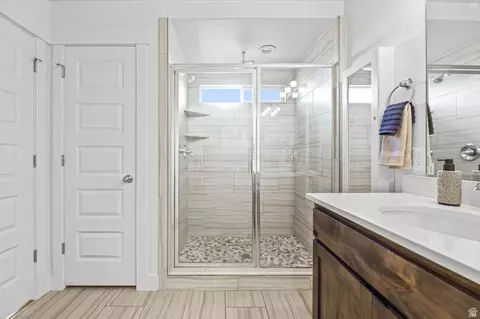 Bath - 2098 Elkhorn Rd, Eagle Mountain, UT 84005 photo 1 of 5