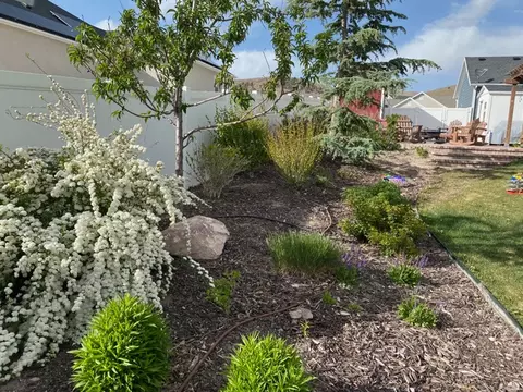 Exterior - 2098 Elkhorn Rd, Eagle Mountain, UT 84005 photo 18 of 20