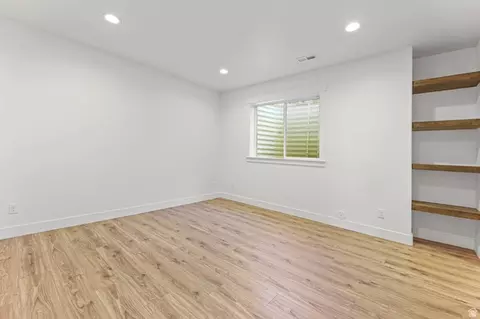 Bedroom - 2098 Elkhorn Rd, Eagle Mountain, UT 84005 photo 10 of 12