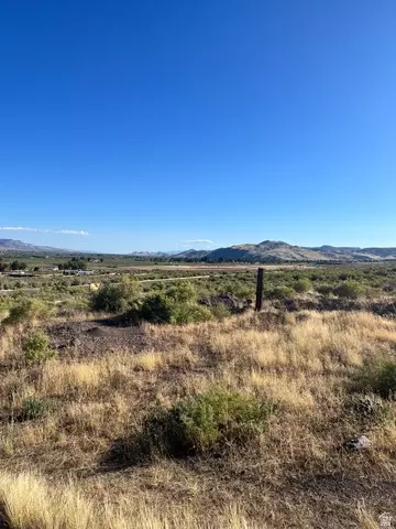 2 N Landslide Rd E, Central Valley, UT 84754 photo 6