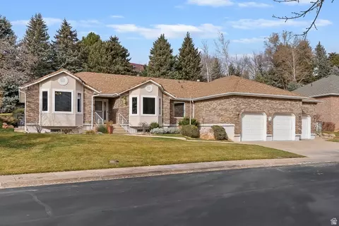 1762 E Whispering Oaks Dr, Ogden, UT 84403