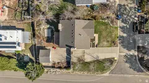 View/Area - 4426 S 3035 E, Holladay, UT 84124 photo 10 of 10