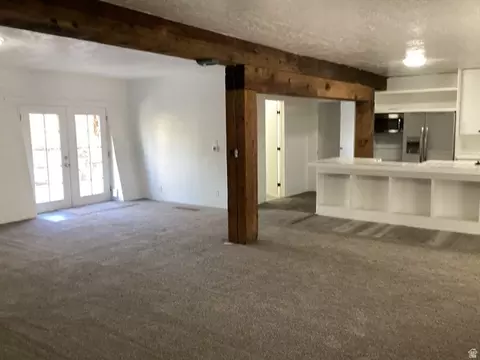 129 S Grant Ave, Stockton, UT 84071