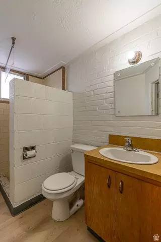 Bath - 33 N 200 E, Logan, UT 84321 photo 7 of 8