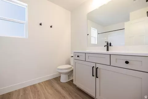 Bath - 4443 N Castle Rd #126, Eagle Mountain, UT 84005 photo 2 of 2
