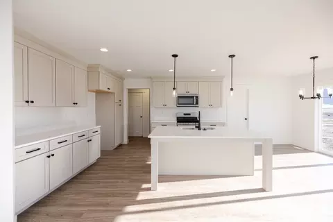 Kitchen - 4443 N Castle Rd #126, Eagle Mountain, UT 84005 photo 1 of 4
