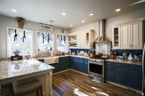 202 E Rye Dr, Central, UT 84722 photo 2