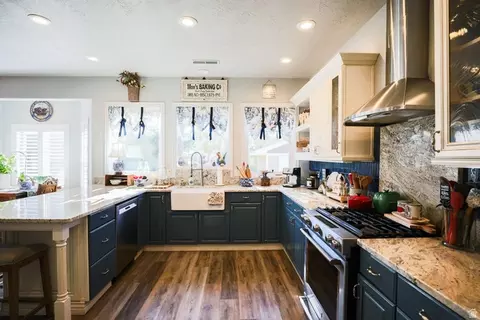 202 E Rye Dr, Central, UT 84722 photo 3