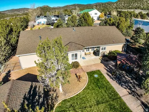 202 E Rye Dr, Central, UT 84722 photo 32