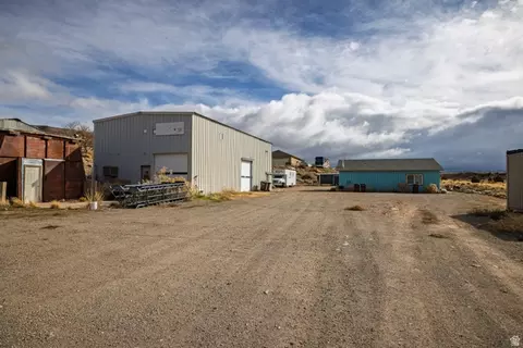Exterior - 58 Mt Peale Dr E, Moab, UT 84532 photo 3 of 3