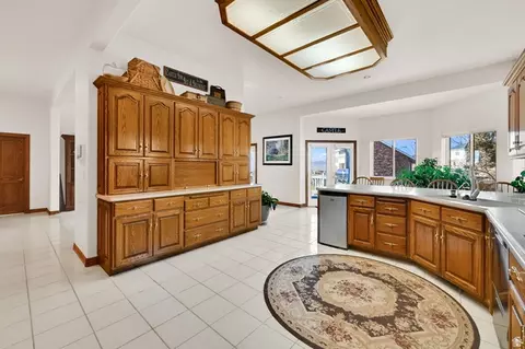 Kitchen - 1085 E Windsor Dr, Provo, UT 84604 photo 3 of 5
