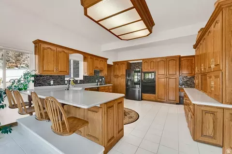 Kitchen - 1085 E Windsor Dr, Provo, UT 84604 photo 1 of 5
